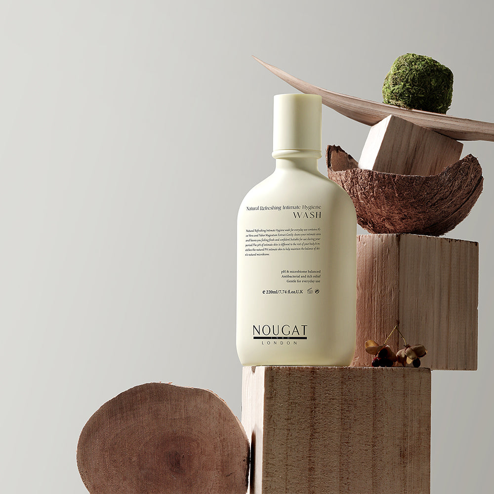 Natural Refreshing Intimale Hygiene Wash 220ML