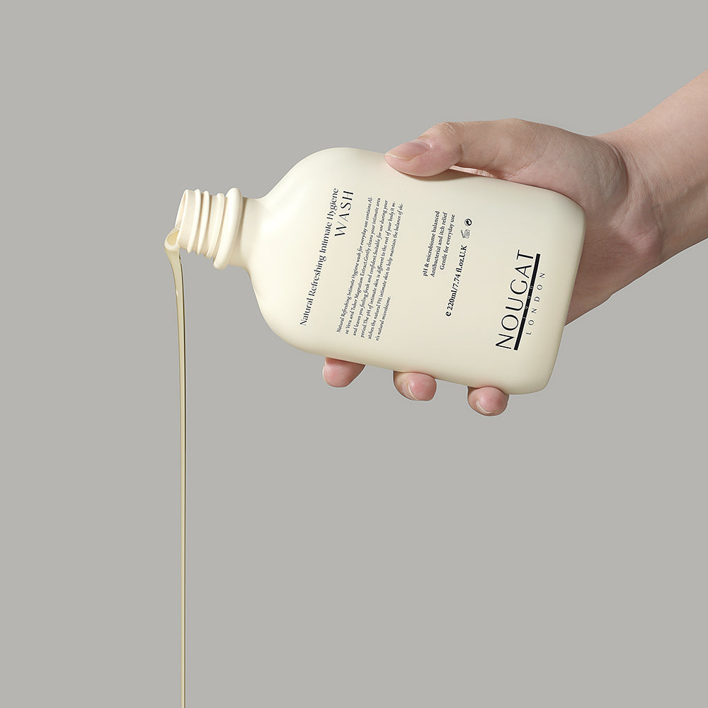 Natural Refreshing Intimale Hygiene Wash 220ML